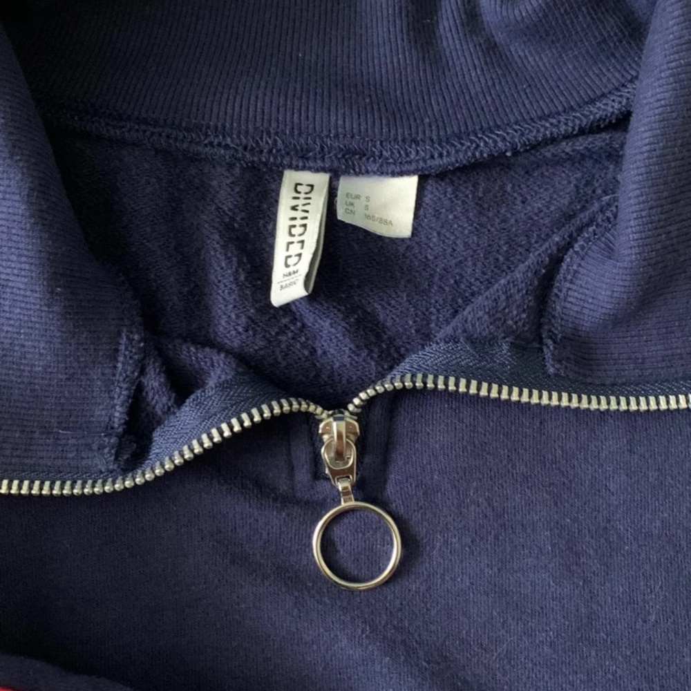 Sweater bundle - Picture 6 of 6